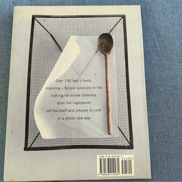 “Off the shelf” cookbook by Donna Hay. Softcover, fast and fabulous recipes - Picture 9 of 9